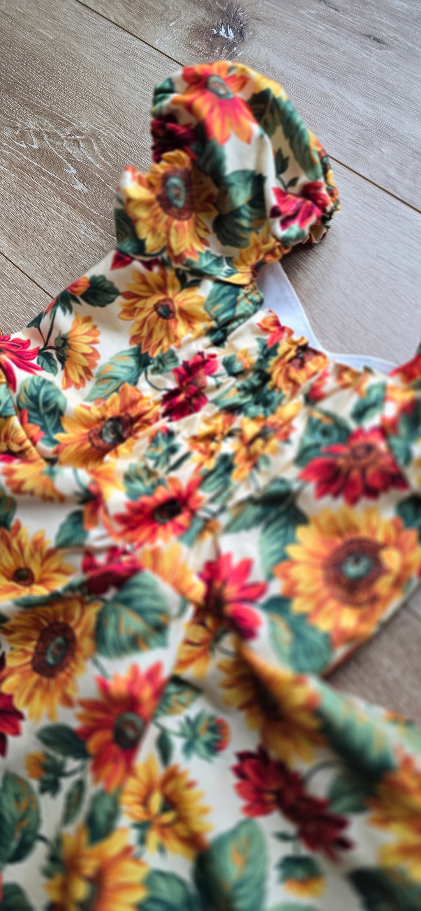 Mila | Sunflowers