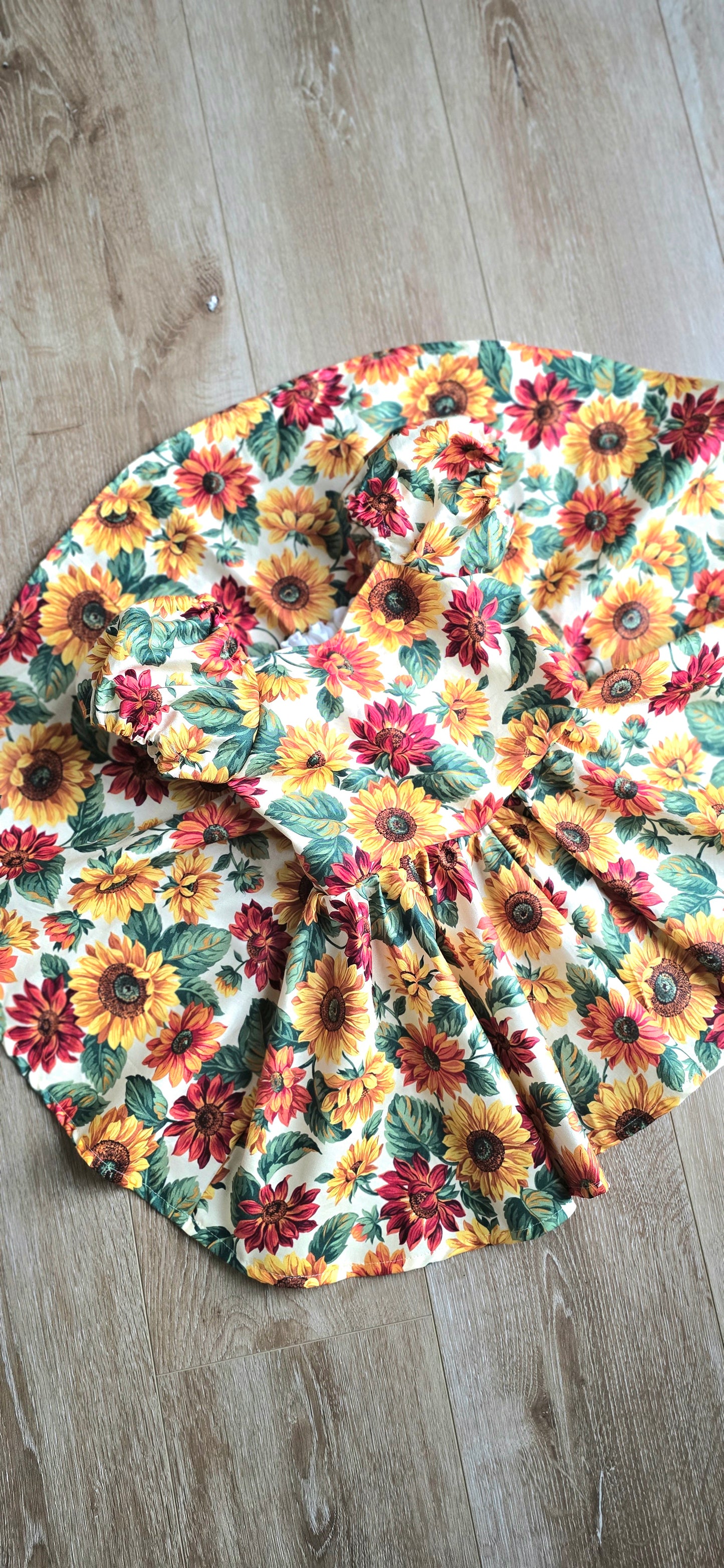 Mila | Sunflowers
